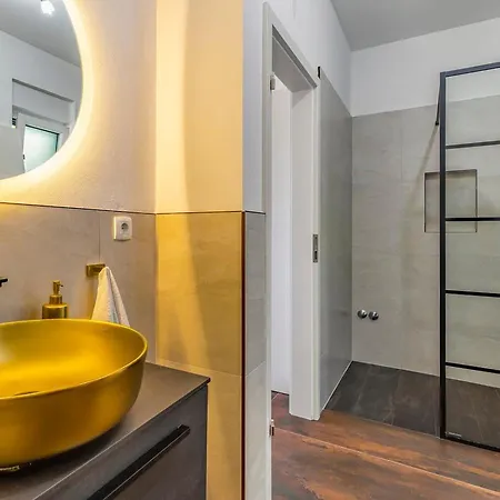 Villa Istriensonne 0739/ New-built Lucy-2 -pool With Hydromassage *